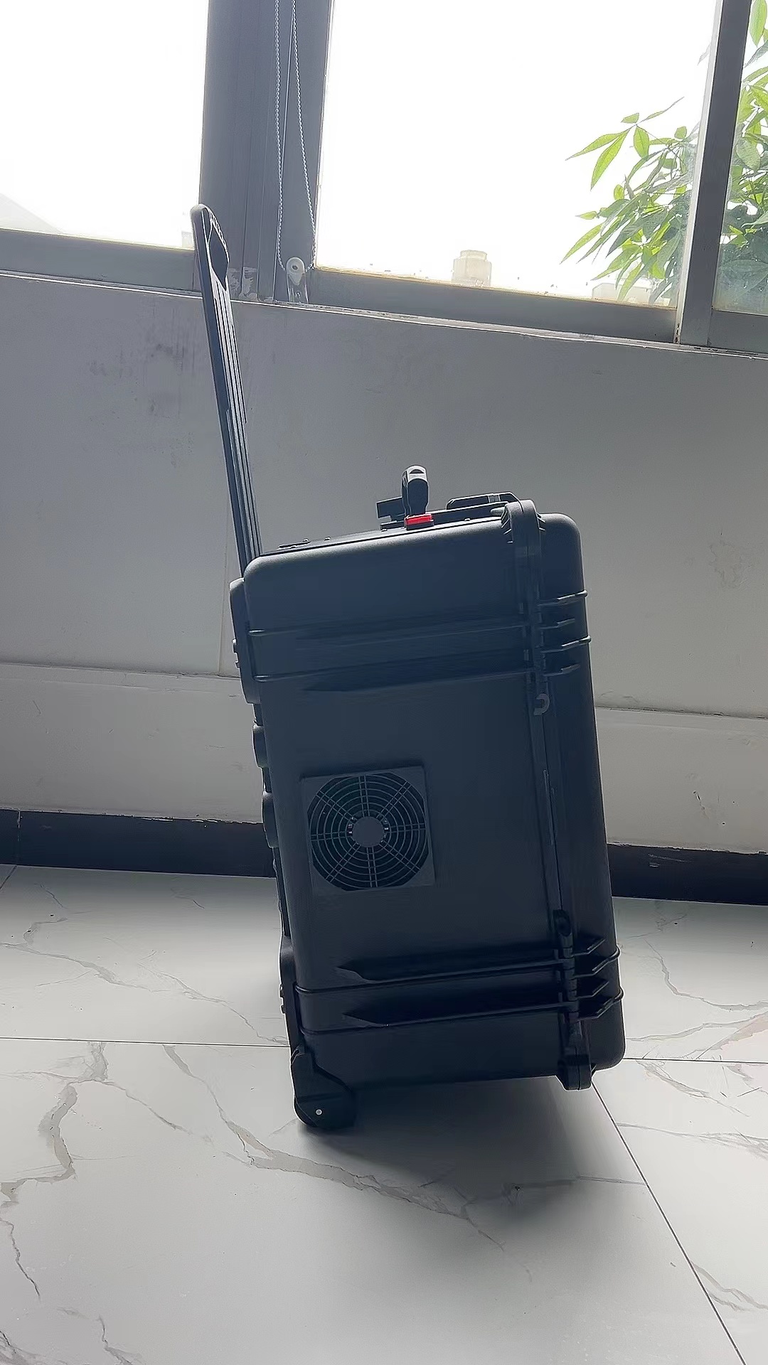 秀洲手拉箱型移动通信干扰器